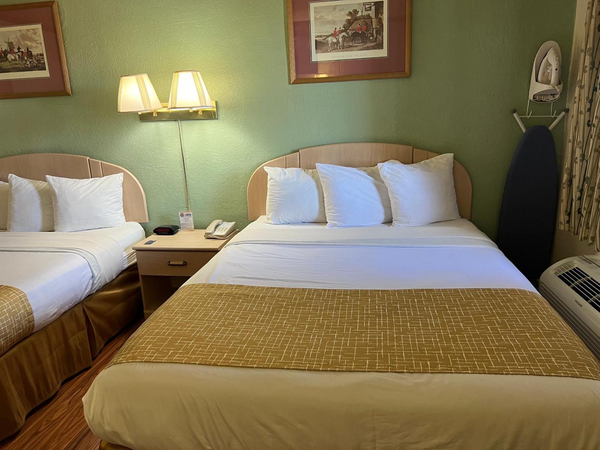 Travelodge By Wyndham Holbrook Kültér fotó