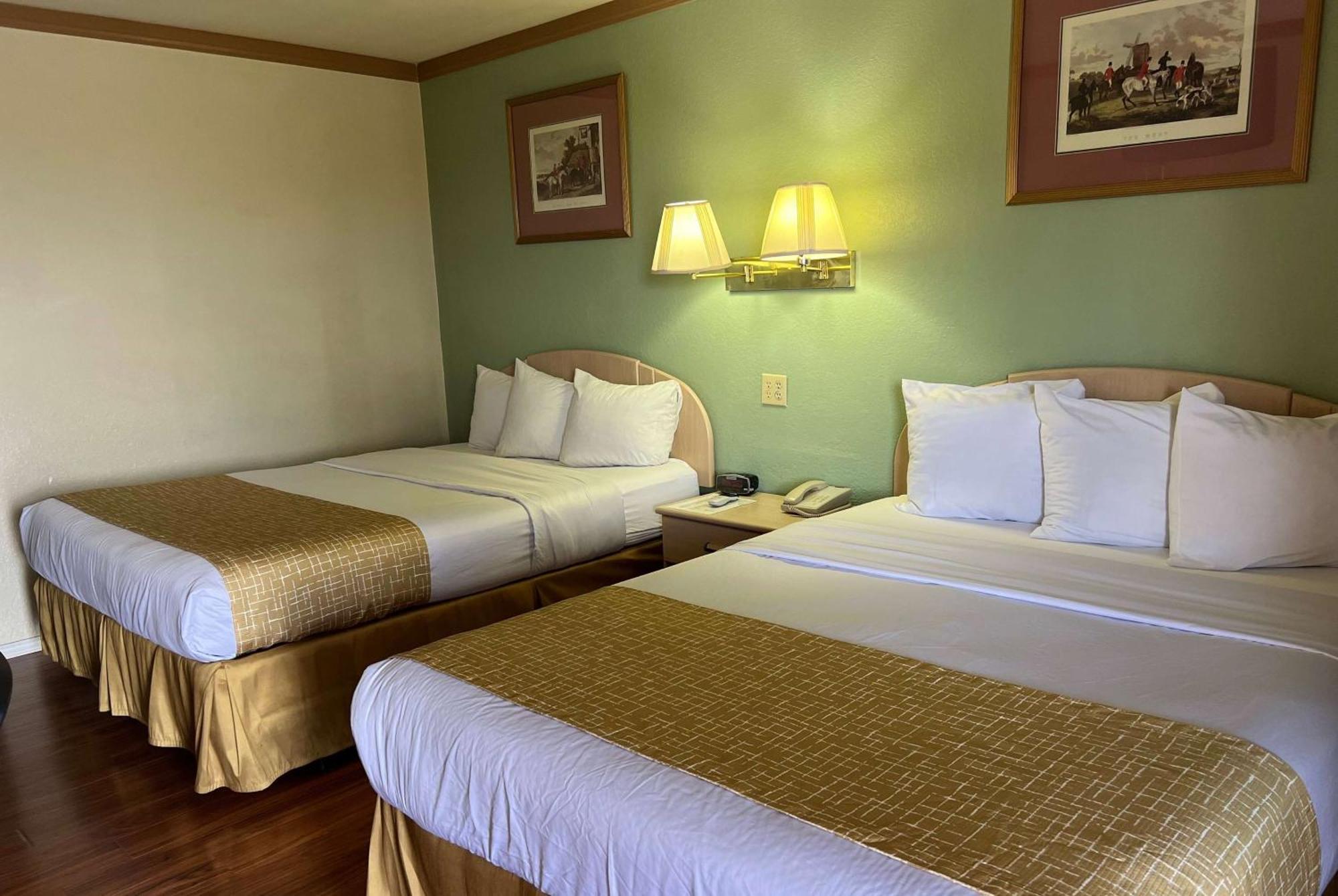 Travelodge By Wyndham Holbrook Kültér fotó