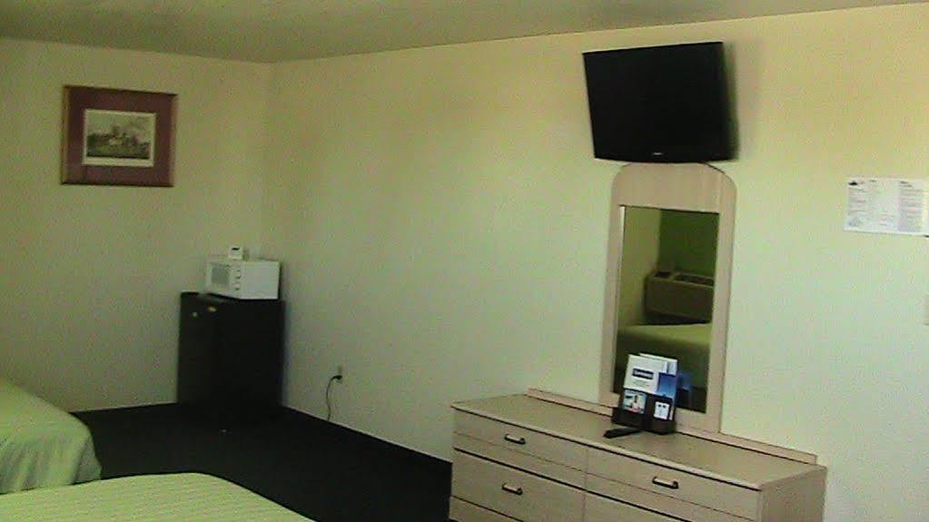 Travelodge By Wyndham Holbrook Kültér fotó